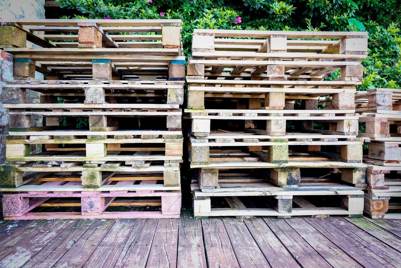 Why Do Wooden Pallets Continue to Support Global Supply Chains? The Ultimate Guide
