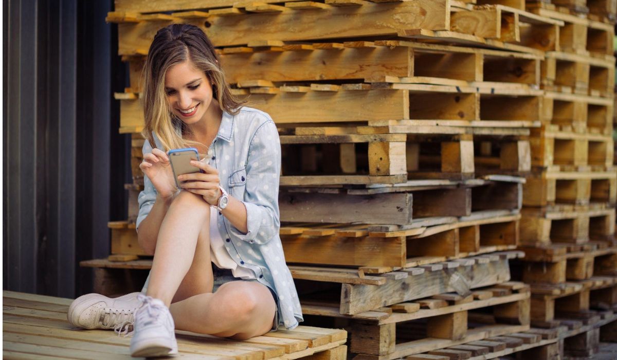 How to Inspect Wood Pallets For Sale: Expert Tips for Spotting Damage?